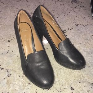 Clarks Heels